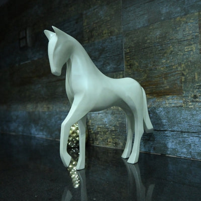 Pearl White Horse