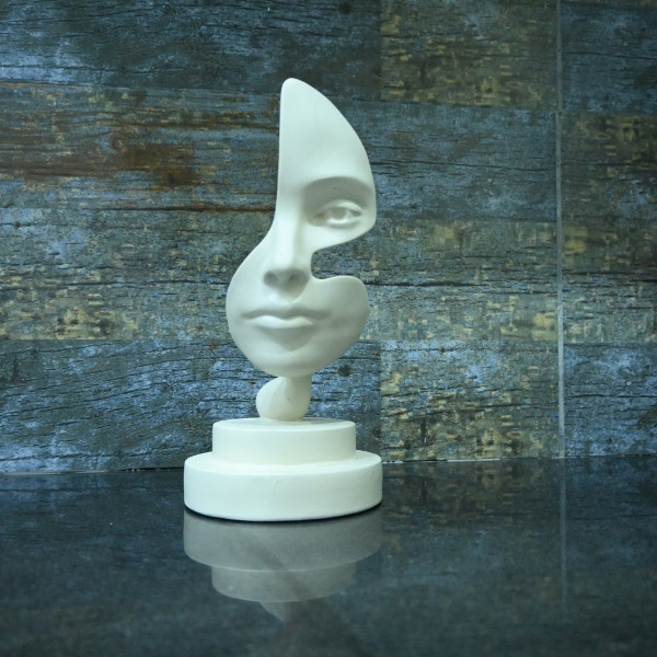 Note Of Emotion Curly Face Statue | Modern Art Statue | Decoro.pk Note Of Emotion Curly Face Statue | Modern Art Statue | Decoro.pk